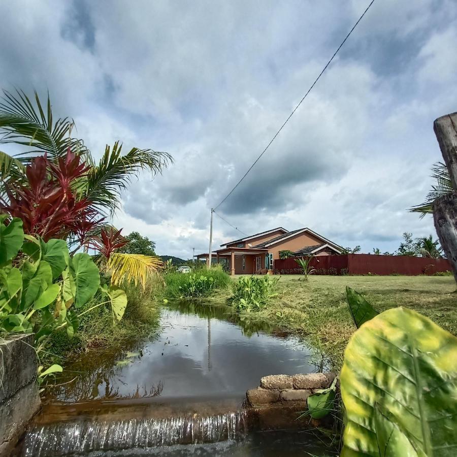 Villa Tempoyak Homestay パンタイ・サナング エクステリア 写真